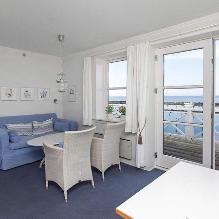 4 Person Holiday Home On A Holiday Park In Borre Buitenkant foto